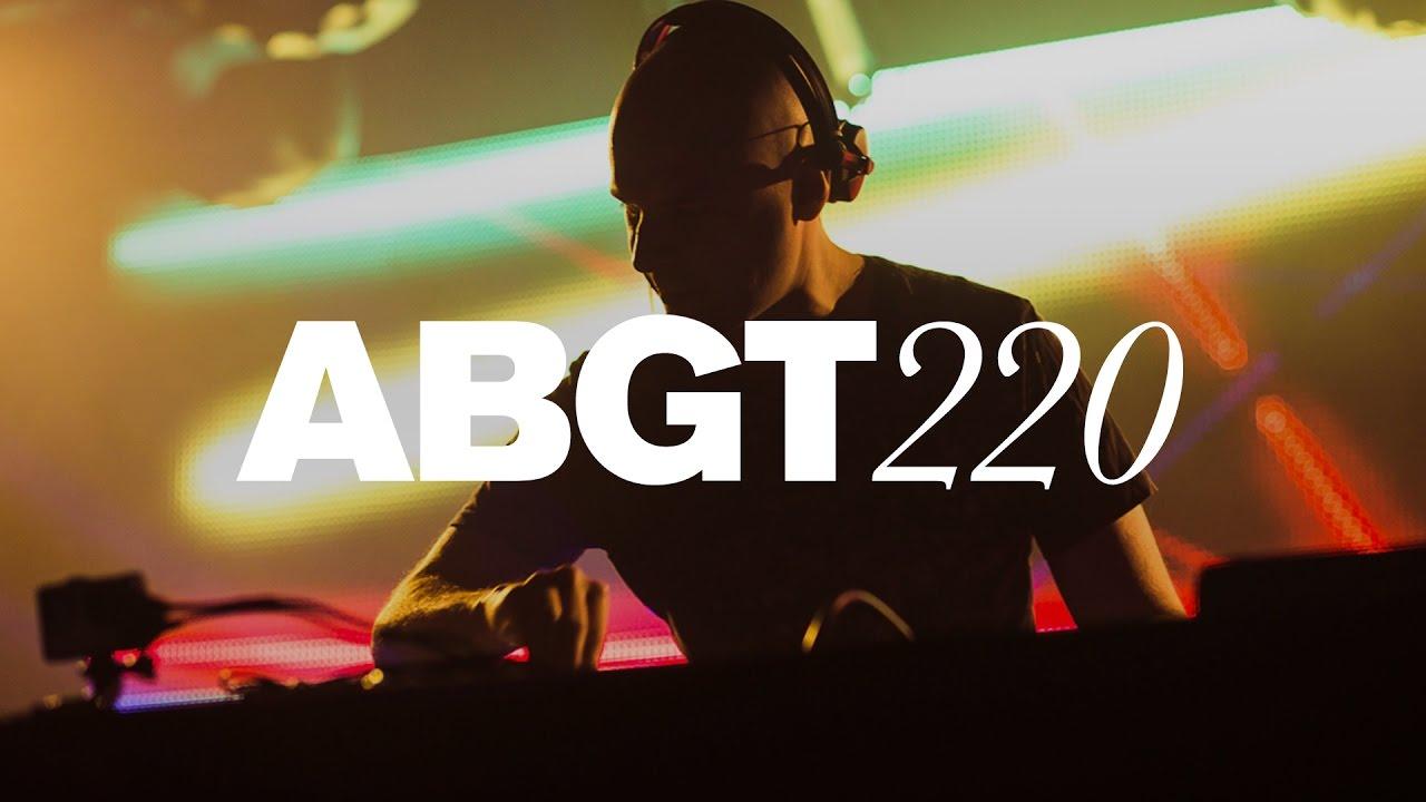 Group Therapy 220 with Above & Beyond and Hernan...