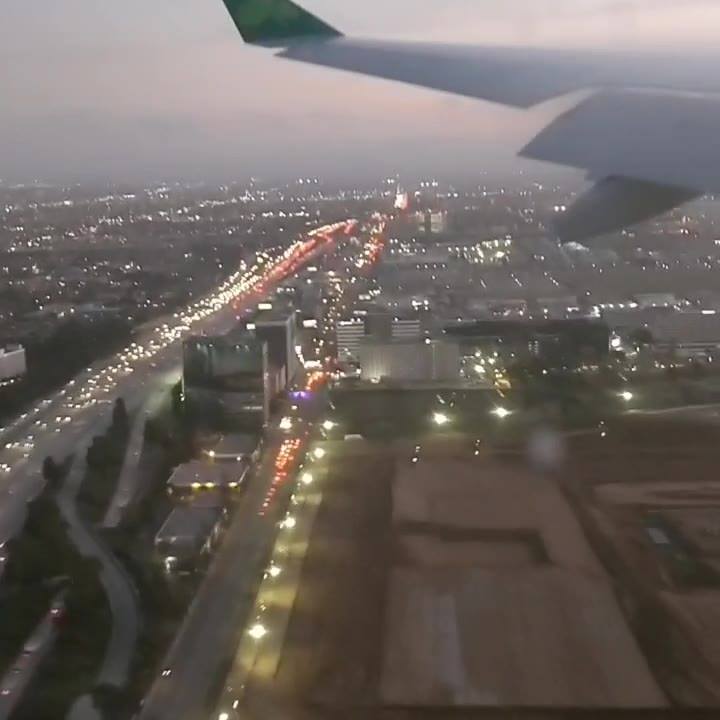 Landing at LAX, Los Angeles