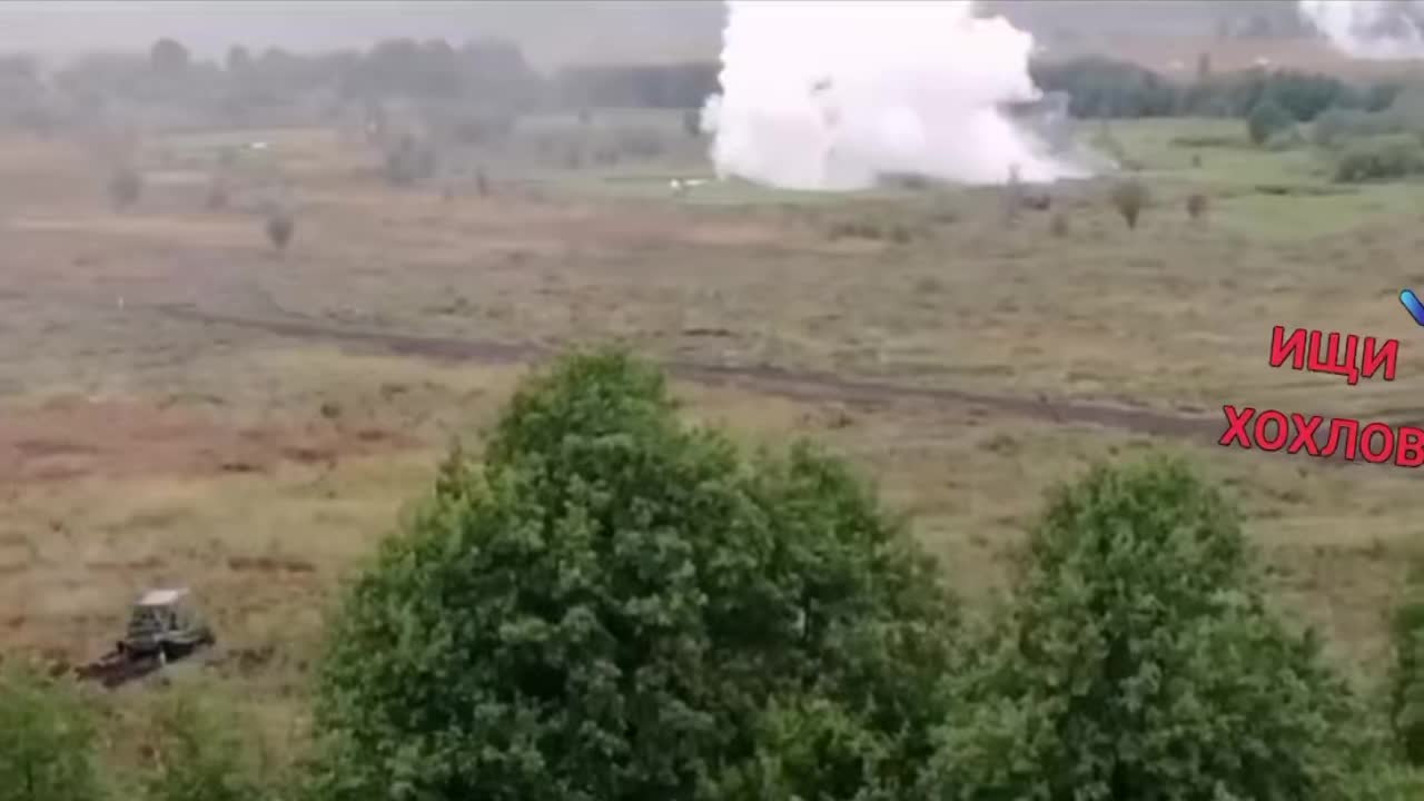 Russian Uralvagonzavod TOS-1 firing thermobaric rockets at Ukrainian forces...