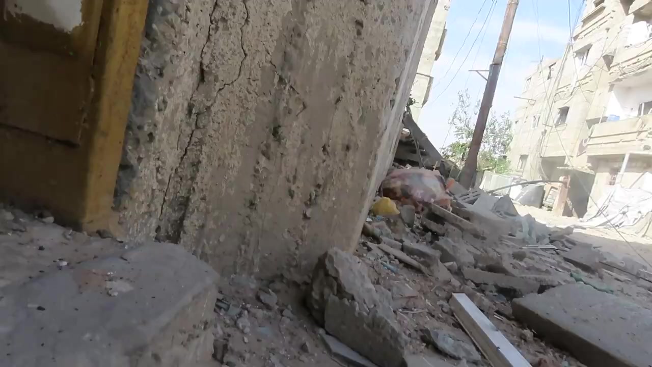 Qassam vs IDF in Brazil, SE Rafah. Five Yassin...