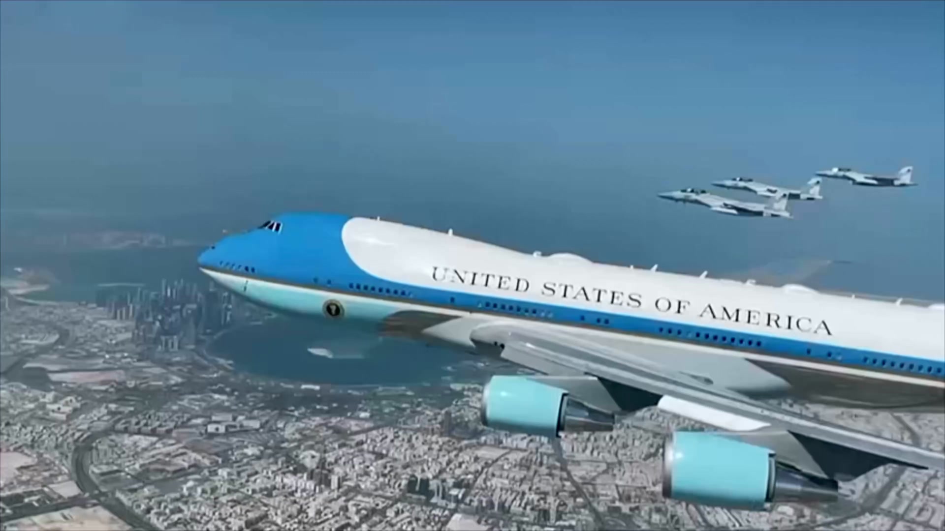 Trump arrives in Qatar