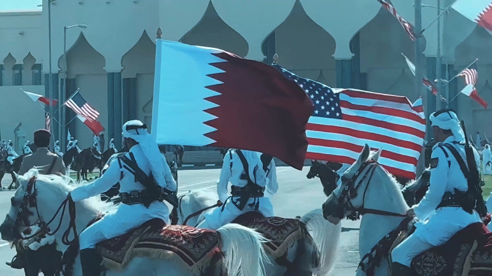 Trump escorted in Qatar