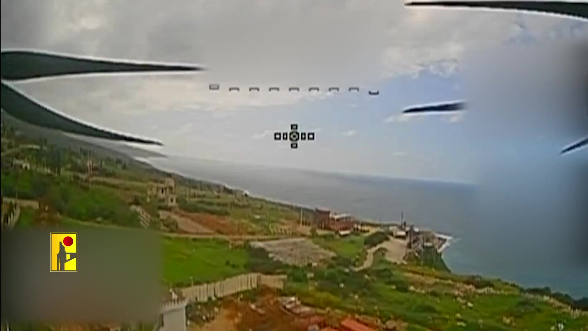 Hezbollah vs IDF in Naqoura: FPV pilot directs a...